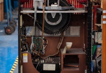 RESTORATION: 1990’s CD Manhattan jukebox