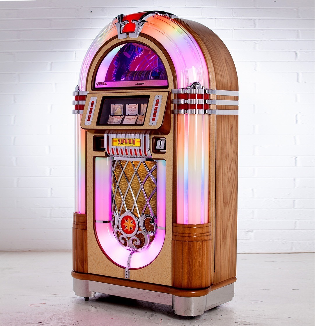 SL15 Slimline CD Jukebox (Light Oak)