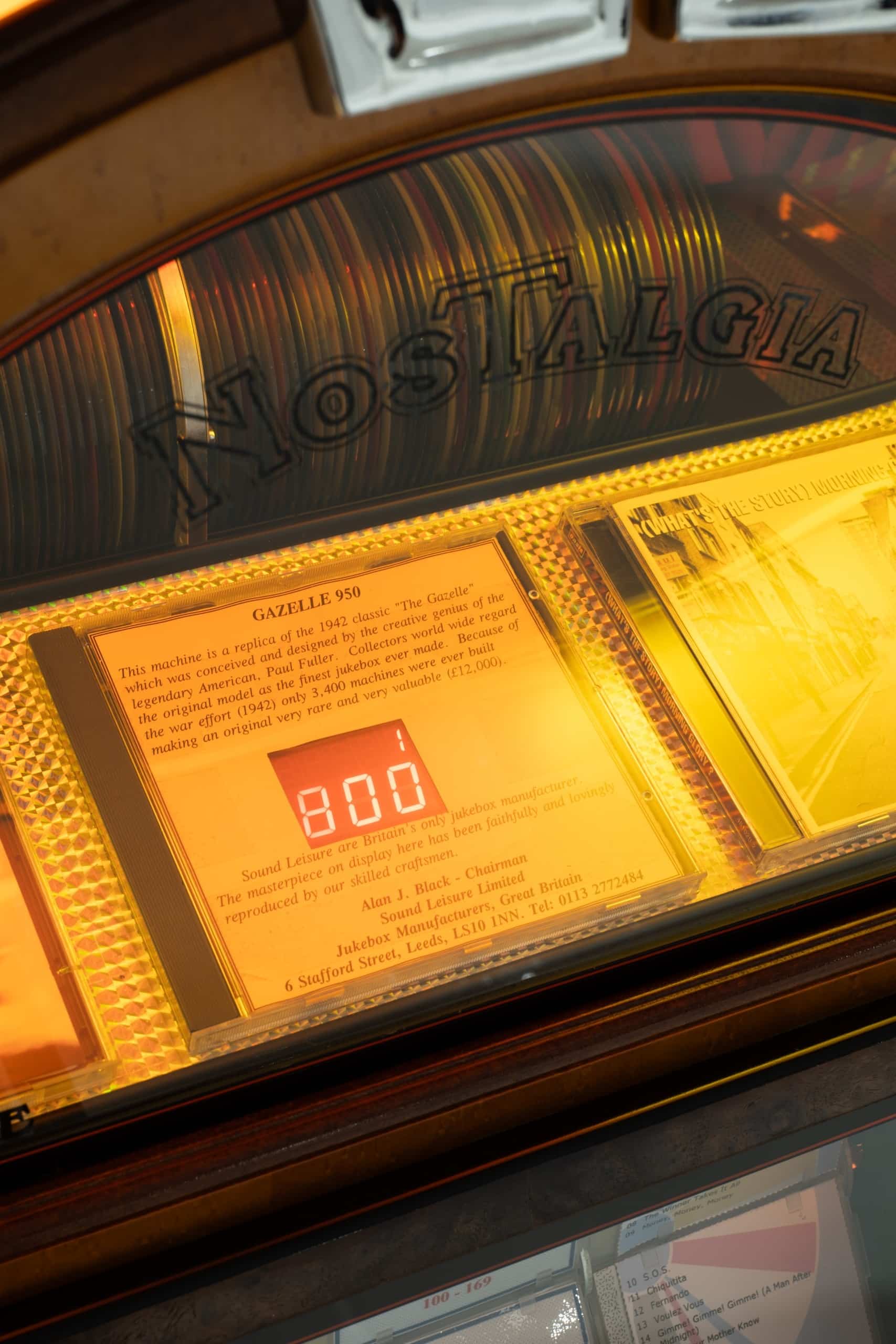 Refurbished Manhattan CD Jukebox